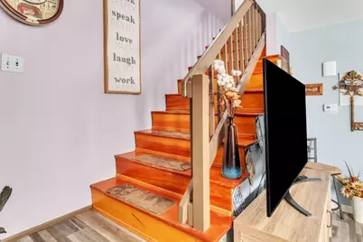 89 Pine Grove St, Springfield, MA 01119 - Photo 15