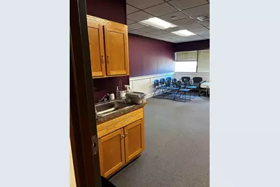 231 Sutton St #2L, North Andover, MA 01845 - Photo 3