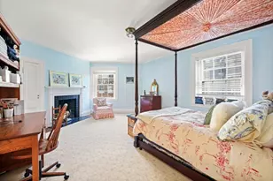 1 W Hill Pl, Boston, MA 02114 - Photo 17