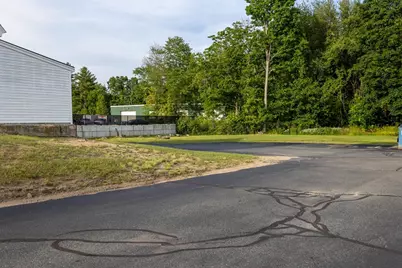 293 Bedford, Whitman, MA 02382 - Photo 5