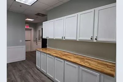 377 College Street, Amherst, MA 01002 - Photo 7