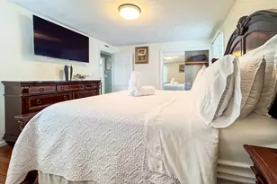 34 Rumney Rd, Revere, MA 02151 - Photo 9