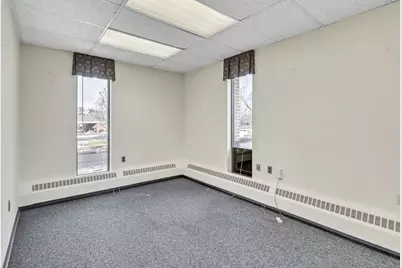 225 Park Ave #2, West Springfield, MA 01089 - Photo 7