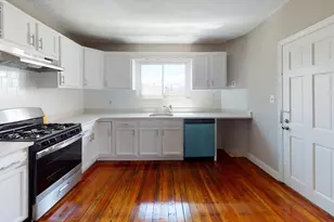 280 McGrath Hwy, Somerville, MA 02143 - Photo 1