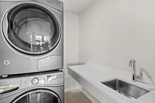 110 Broad St, Boston, MA 02110 - Photo 23