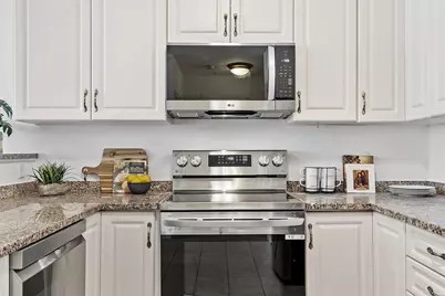 3 Harvest Drive #106, North Andover, MA 01845 - Photo 5