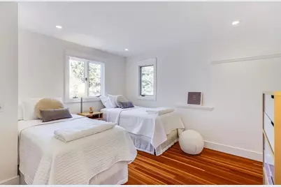 818 South Main Street, Barnstable, MA 02632 - Photo 23