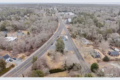 98 County Rd, Mattapoisett, MA 02739 - Photo 17