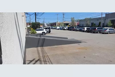 30 6th Rd, Woburn, MA 01801 - Photo 9