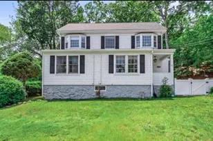 92 Atlantic Ave, Cohasset, MA 02025 - Photo 3