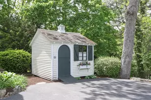 42 Edmunds Rd, Wellesley, MA 02481 - Photo 41