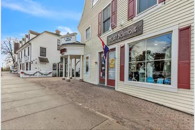 17 College, South Hadley, MA 01075 - Photo 3