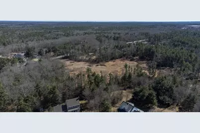 194 Bedford St, Middleborough, MA 02346 - Photo 11