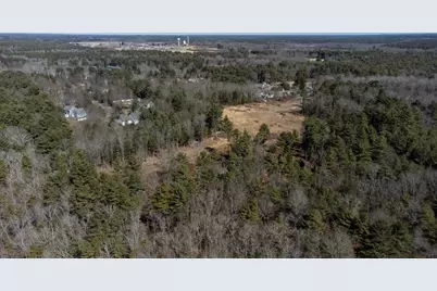 194 Bedford St, Middleborough, MA 02346 - Photo 15