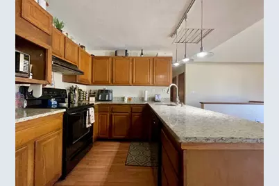 15 Burghardt St #B, Worcester, MA 02136 - Photo 9