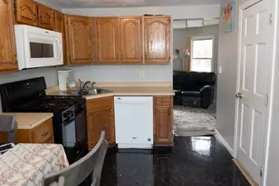 113 School St, Lowell, MA 01854 - Photo 7