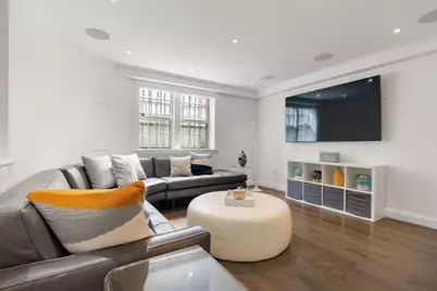 41 Chestnut St, Boston, MA 02108 - Photo 23