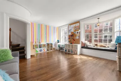 41 Chestnut St, Boston, MA 02108 - Photo 25