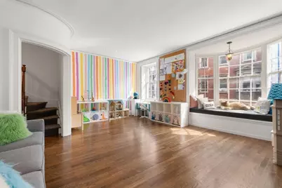 41 Chestnut St, Boston, MA 02108 - Photo 23