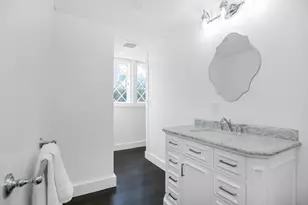 2 and 2A Harbor St, Manchester by the Sea, MA 01944 - Photo 23