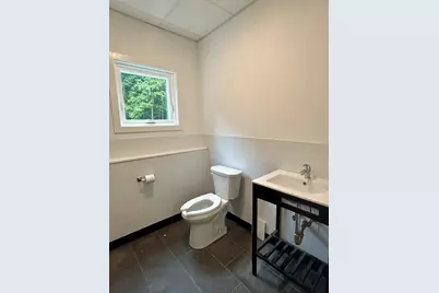 15 Oneil St #B3, Easthampton, MA 01027 - Photo 7