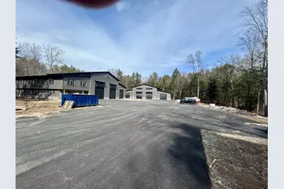 15 Oneil St, 2nd Floor Left, Easthampton, MA 01027 - Photo 9