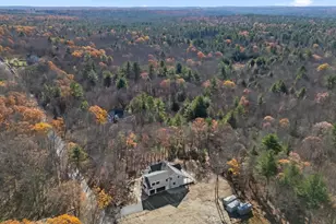 279 S E Main St, Douglas, MA 01516 - Photo 27