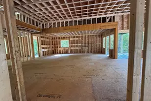 279 S E Main St, Douglas, MA 01516 - Photo 13