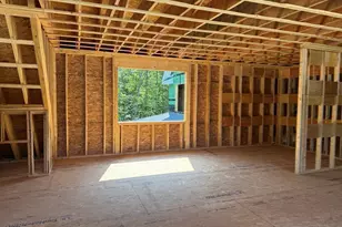 279 S E Main St, Douglas, MA 01516 - Photo 21