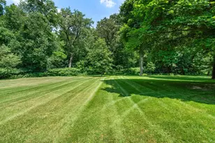 3 Suburban Rd, Worcester, MA 01602 - Photo 19