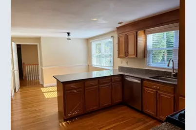 14 Lilac Circle, Wellesley, MA 02482 - Photo 5