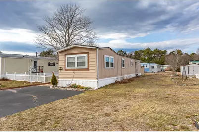 20 Madeline St, Wareham, MA 02538 - Photo 3