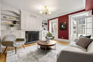 14 Pinckney St, Boston, MA 02114 - Photo 1