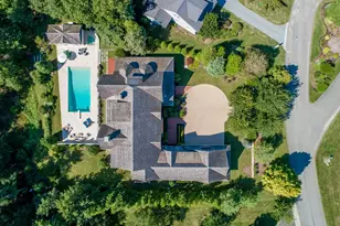 19 High Ridge Dr, Mattapoisett, MA 02739 - Photo 1