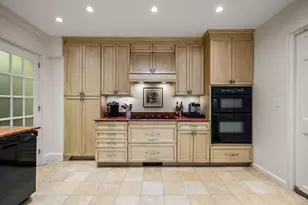 274 Beacon St, Boston, MA 02116 - Photo 11