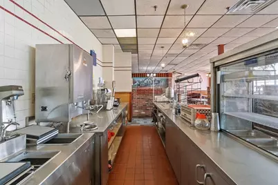 885 Main Street, Tewksbury, MA 01876 - Photo 11