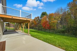 17 Sunny Crst Ln, Belchertown, MA 01007 - Photo 33