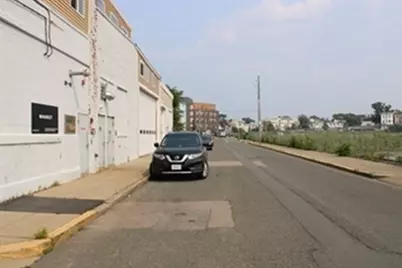 181 Old Colony Avenue #E, Boston, MA 02127 - Photo 3