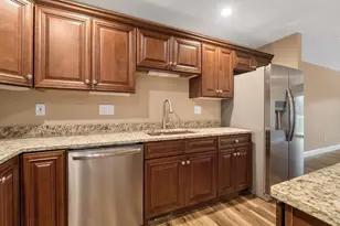 4 Sabrina Way, Agawam, MA 01001 - Photo 7