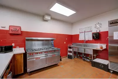 589 Boston St, Lynn, MA 01905 - Photo 15