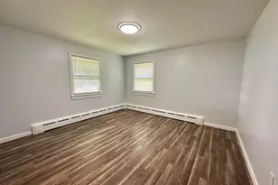 137 Carroll St, Springfield, MA 01108 - Photo 9