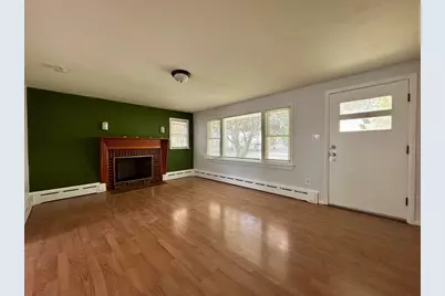 137 Carroll St, Springfield, MA 01108 - Photo 5