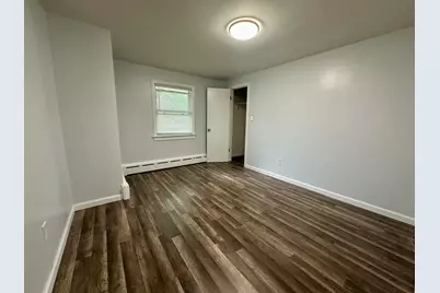 137 Carroll St, Springfield, MA 01108 - Photo 11