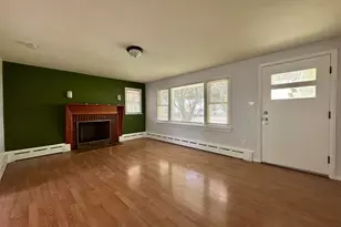 137 Carroll St, Springfield, MA 01108 - Photo 5