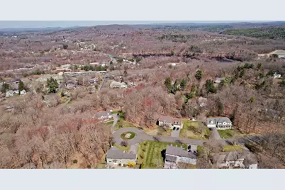 8 Patriot Ridge Lane, Wilbraham, MA 01095 - Photo 9