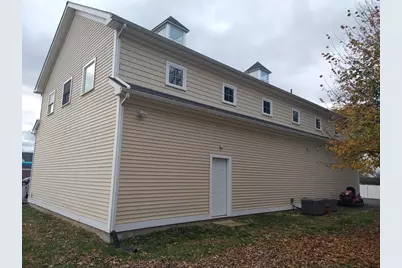 26 Russell St #A-B, Hadley, MA 01035 - Photo 5