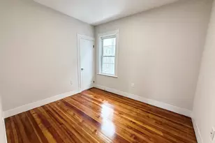 36 Raven St, Boston, MA 02125 - Photo 5