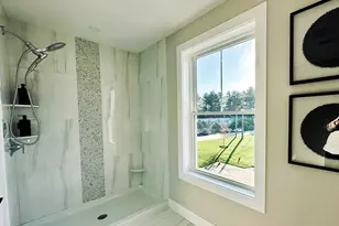 14 Elise Ave, Londonderry, NH 03053 - Photo 3