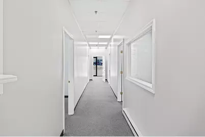 264 N Broadway, Salem, NH 03079 - Photo 9