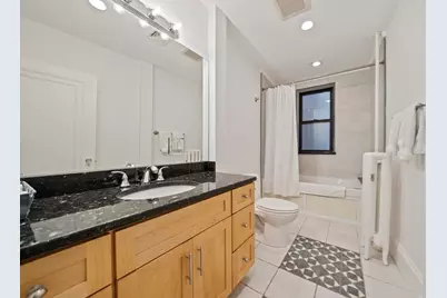 4 Fairbanks #2, Brookline, MA 02446 - Photo 19